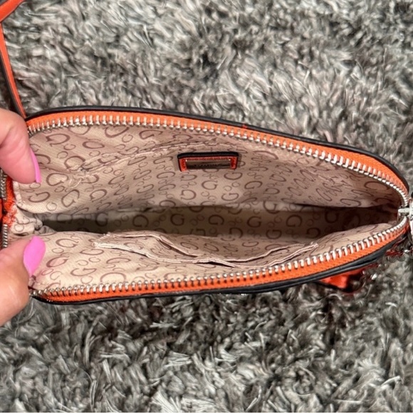 GUESS Vibrant Orange Crossbody Bag - Picture 4 of 7